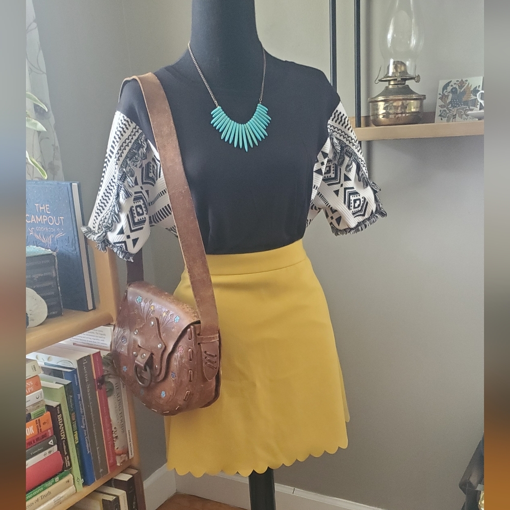Banana Republic | Mustard Scallop Hem Skirt | 0
